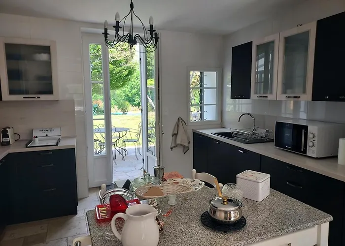 펜션 Maison Avec Piscine Privee Et Wifi En Dordogne - Fr-1-616-501